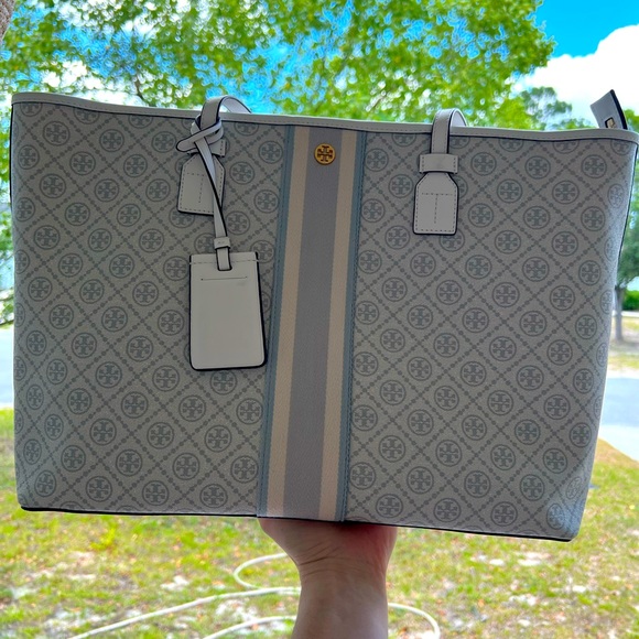 TORY BURCH Gemini Link Canvas Tote- New Ivory Gemini Link - Picture 3 of 14